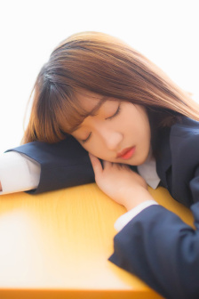 韩国电影因女主太美删减47分钟